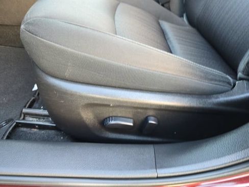 Used 2024 Nissan Altima 2.5 SV FWD image 15