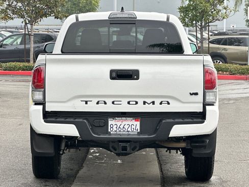 Used 2023 Toyota Tacoma 4x4 Double Cab image 5