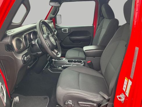 Used 2019 Jeep Wrangler Unlimited Sport AWD/4WD image 14