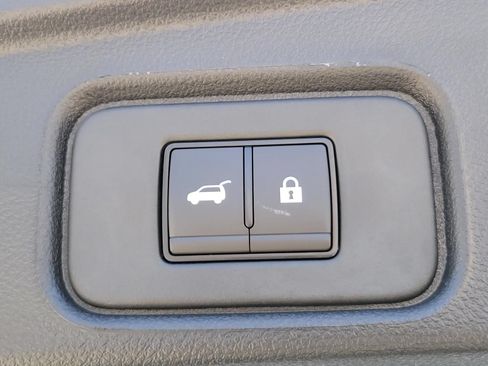 New 2026 Nissan Pathfinder SL w/ Cargo Package FWD image 13