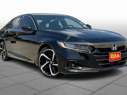 Used 2022 Honda Accord Sport image 2