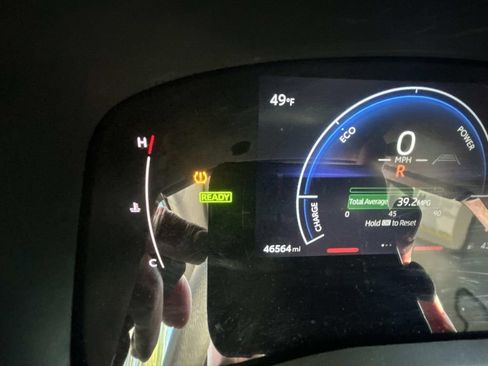 Used 2025 Toyota Camry LE image 17