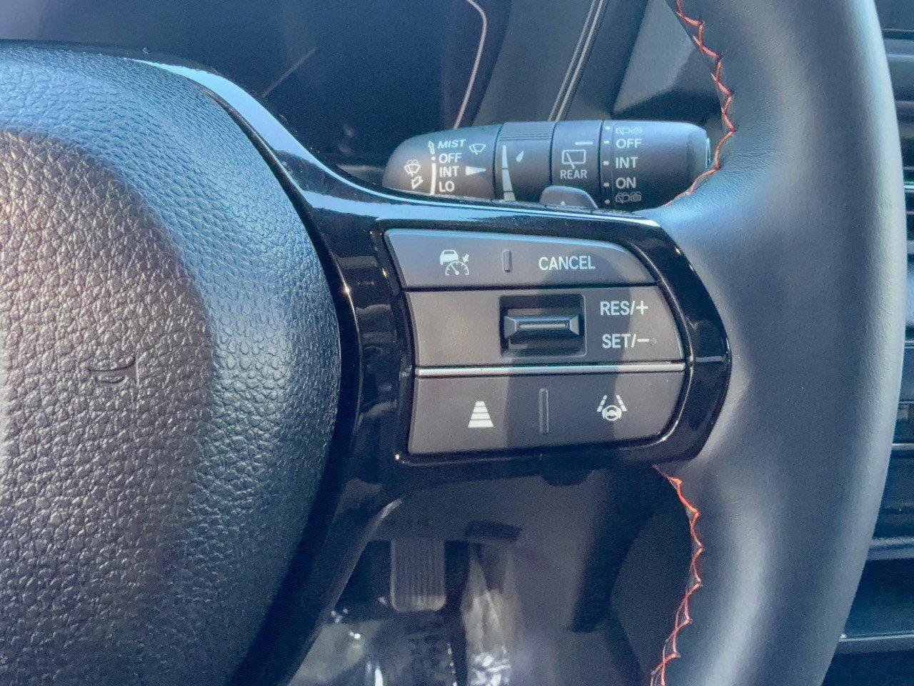 Certified 2025 Honda Pilot TrailSport image 19