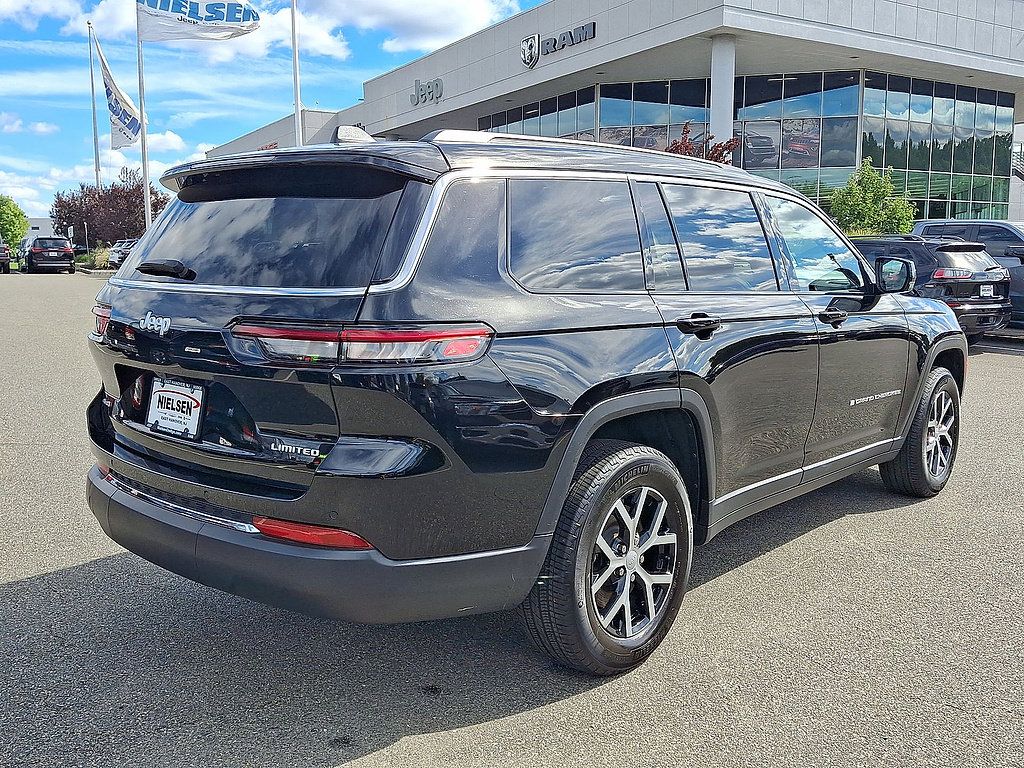 Used 2025 Jeep Grand Cherokee L Limited AWD/4WD image 31