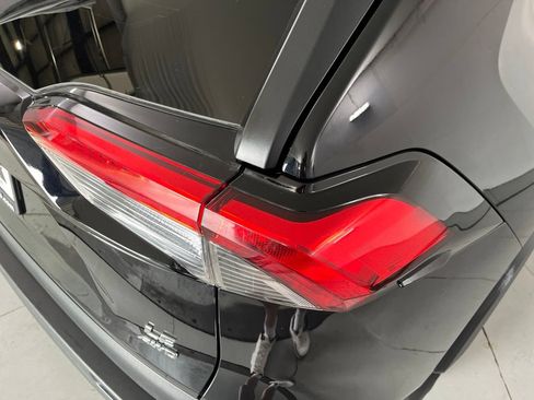 Used 2024 Toyota RAV4 LE AWD/4WD image 46