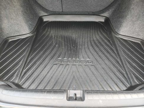 Certified 2021 Honda Accord Touring image 32