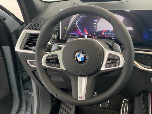 New 2026 BMW X7 xDrive40i w/ M Sport Package image 17