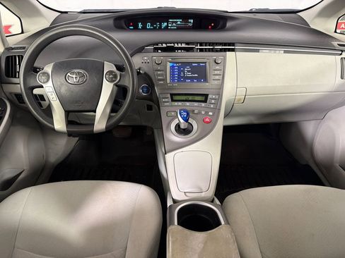 Used 2014 Toyota Prius Three image 22