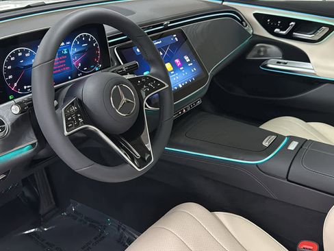 New 2026 Mercedes-Benz E 350 4MATIC Sedan image 28