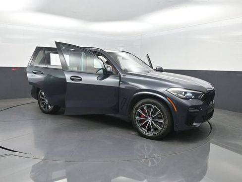 Used 2021 BMW X5 xDrive40i AWD/4WD image 41