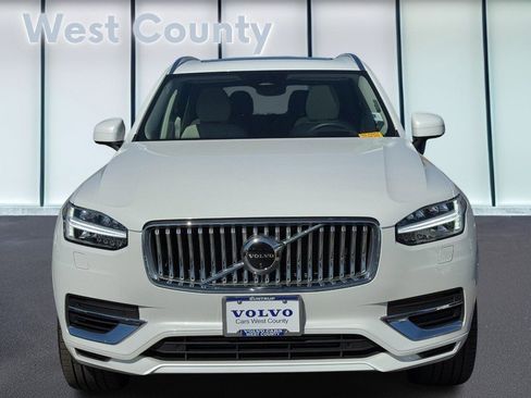 Certified 2024 Volvo XC90 T8 Ultimate w/ Protection Package Premier image 10