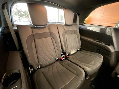 Used 2023 Mercedes-Benz GLS 63 AMG 4MATIC image 35