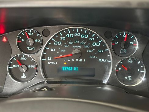 Used 2017 Chevrolet Express 2500 image 13