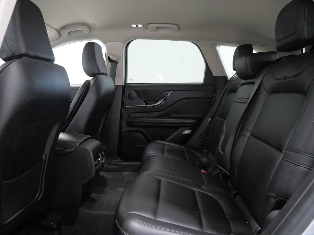 Used 2023 Lincoln Corsair FWD image 23