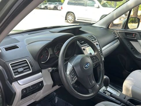 Used 2016 Subaru Forester 2.5i Premium w/ Popular Package #2 AWD/4WD image 12