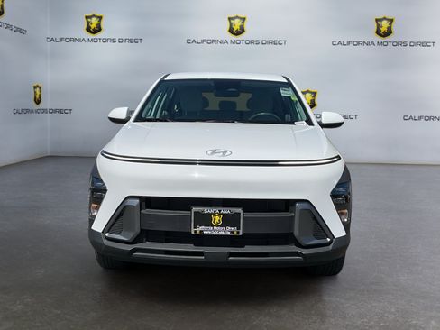 Used 2024 Hyundai Kona SE AWD/4WD image 2