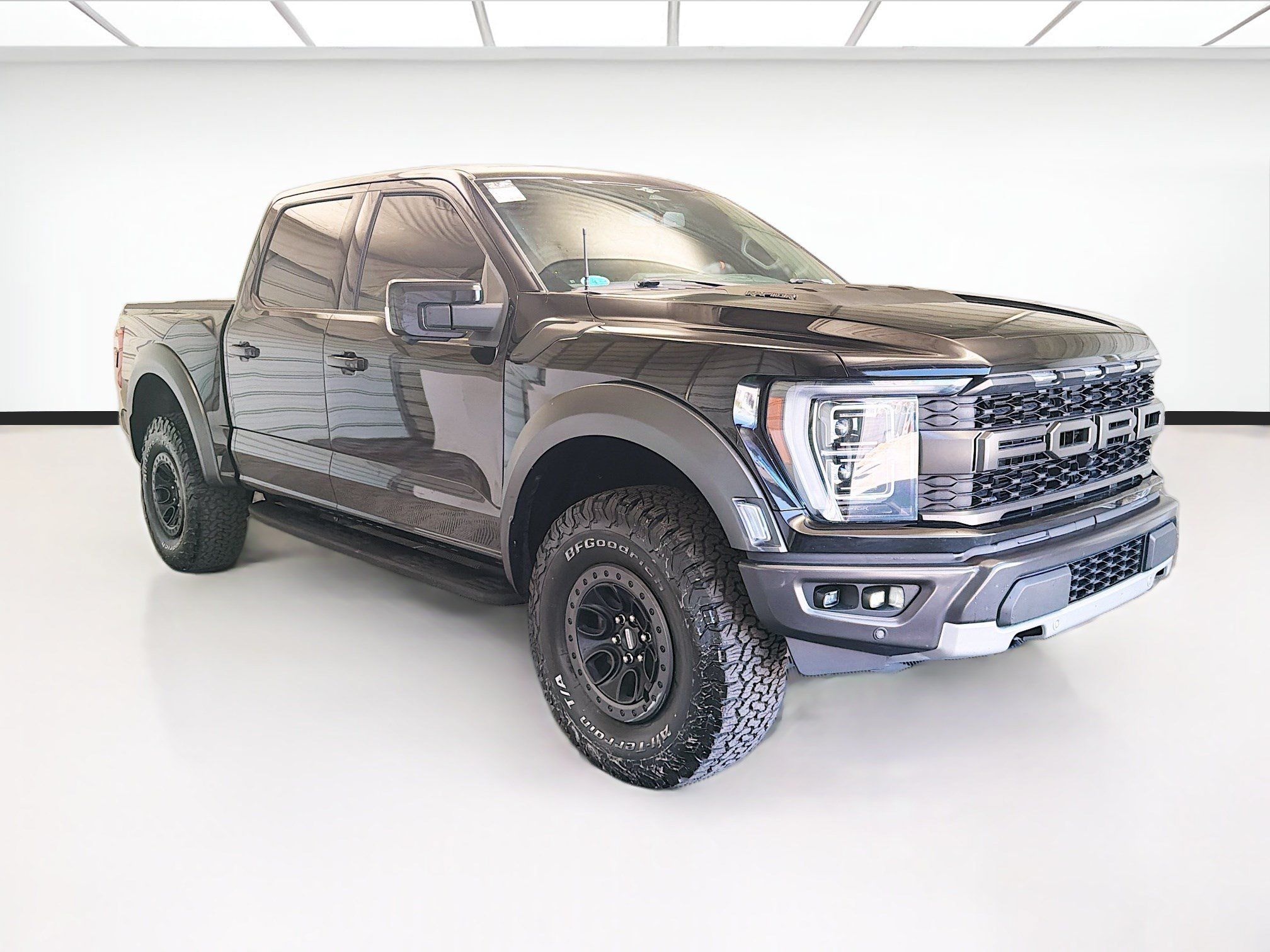 Used 2023 Ford F150 Raptor w/ Raptor Carbon Fiber Package AWD/4WD image 3