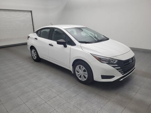 Used 2025 Nissan Versa S w/ Trunk Package FWD image 11