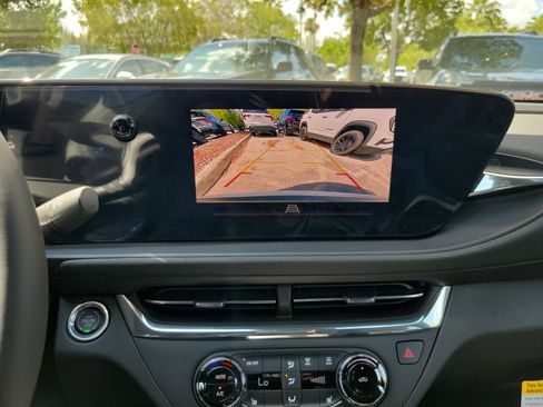New 2026 Buick Envista Preferred w/ Convenience I Package FWD image 12