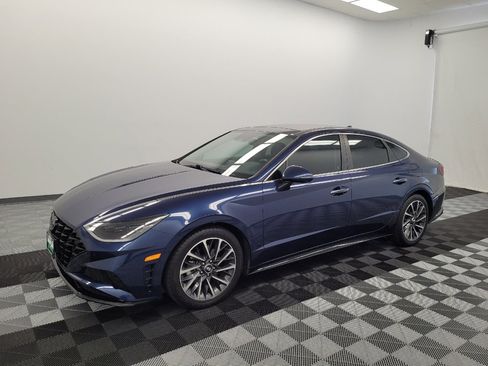 Used 2020 Hyundai Sonata Limited FWD image 2