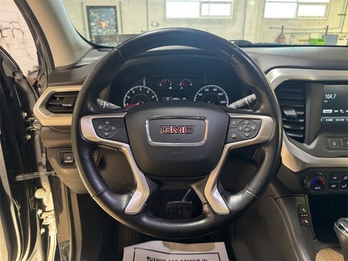 Used 2019 GMC Acadia SLE w/ LPO, Floor Liner Package image 15