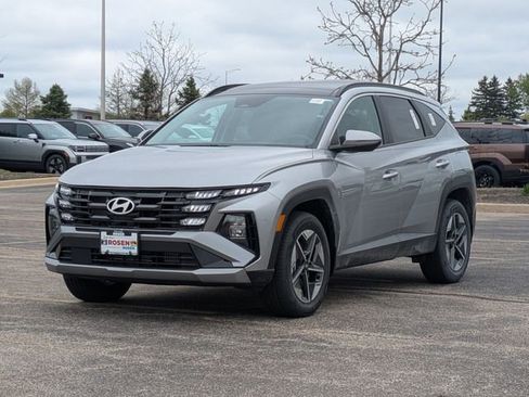 Certified 2025 Hyundai Tucson SEL image 1