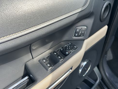 Certified 2024 Ford Expedition Limited image 15