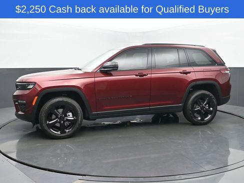 New 2025 Jeep Grand Cherokee Limited w/ Luxury Tech Group II image 2