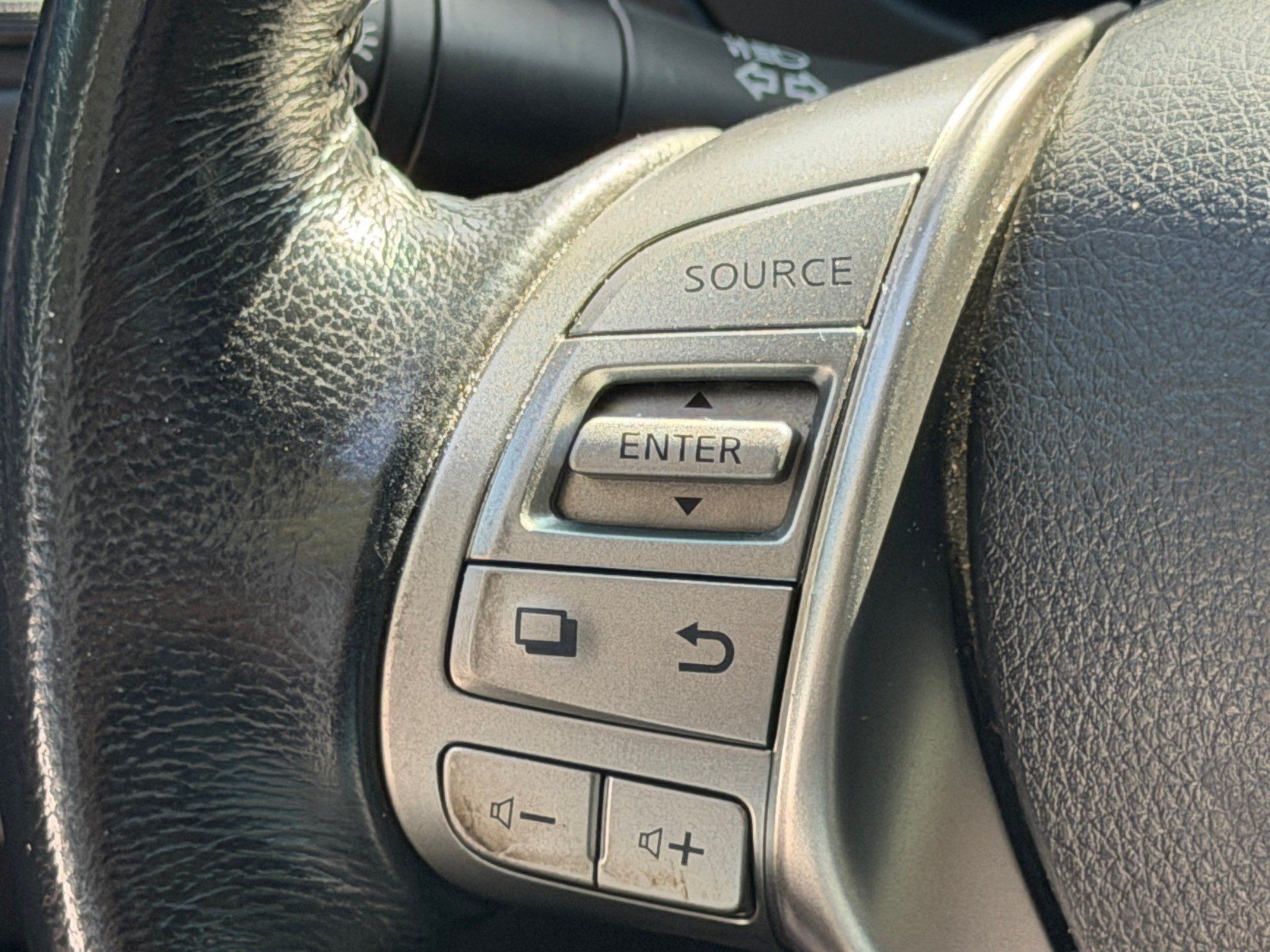 Used 2013 Nissan Altima 2.5 SV FWD image 15