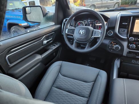 New 2026 RAM 1500 Big Horn AWD/4WD image 20