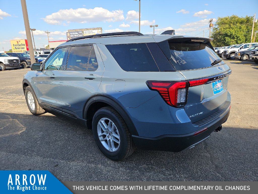New 2026 Ford Explorer Active w/ Active Comfort Package RWD image 8