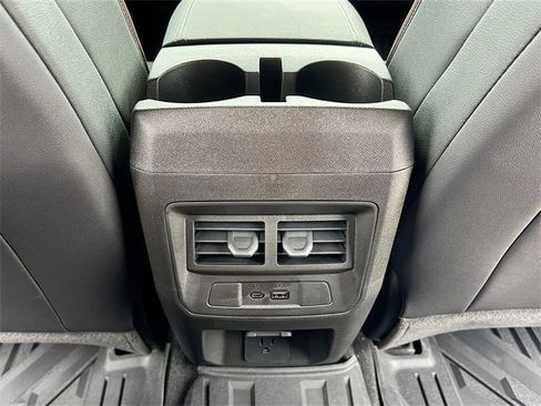 New 2026 GMC Canyon AT4 image 18