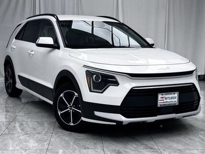 Used 2023 Kia Niro EX