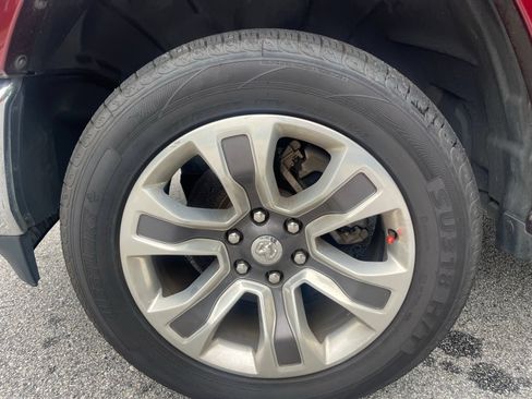 Used 2019 RAM 1500 Limited AWD/4WD image 5