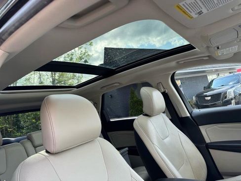Used 2017 Ford Edge Titanium w/ Equipment Group 301A image 10