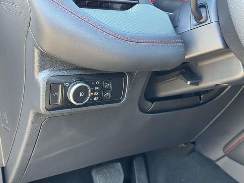 New 2026 Ford Explorer ST-Line w/ ST-Line Street Pack image 9