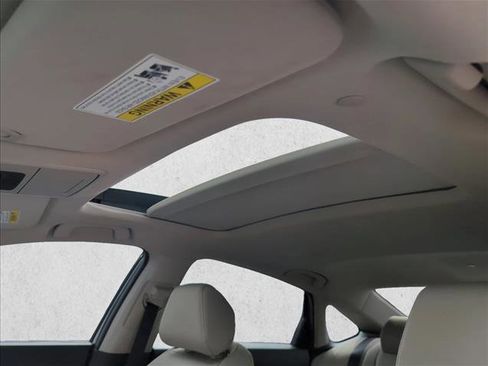 Used 2024 Honda Accord EX image 17