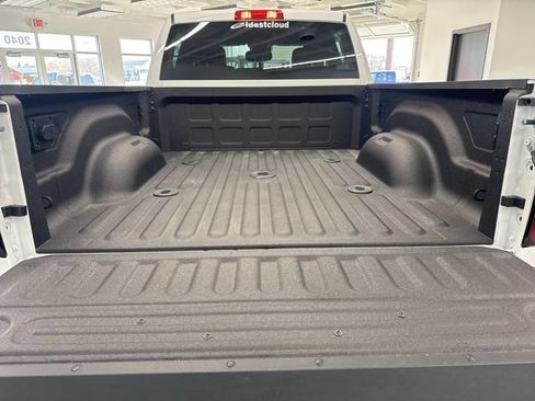 New 2026 RAM 3500 Big Horn AWD/4WD image 9