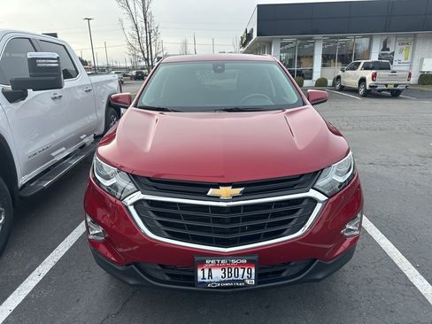 Used 2020 Chevrolet Equinox LT image 3