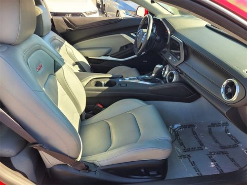 Used 2017 Chevrolet Camaro SS image 16