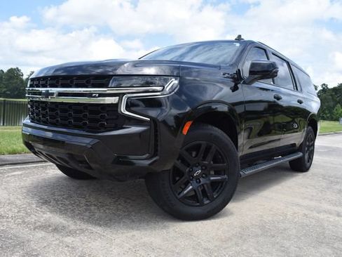 Used 2022 Chevrolet Suburban Z71 w/ Luxury Package AWD/4WD image 1