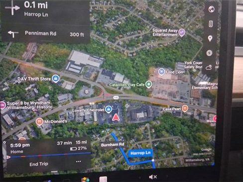 Used 2024 Tesla Model Y Performance image 29