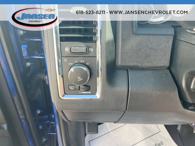 Used 2016 RAM 1500 Laramie w/ Convenience Group AWD/4WD image 17