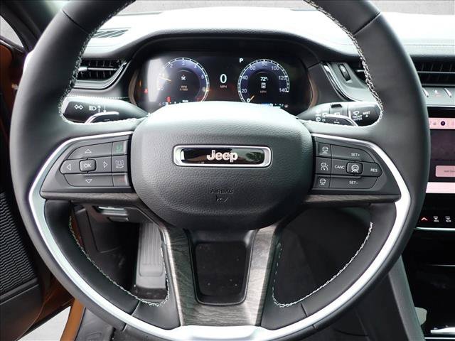 New 2027 Jeep Grand Cherokee Limited w/ Limited Altitude Package AWD/4WD image 14
