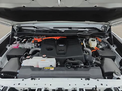 Certified 2025 Toyota Sequoia TRD Pro image 31