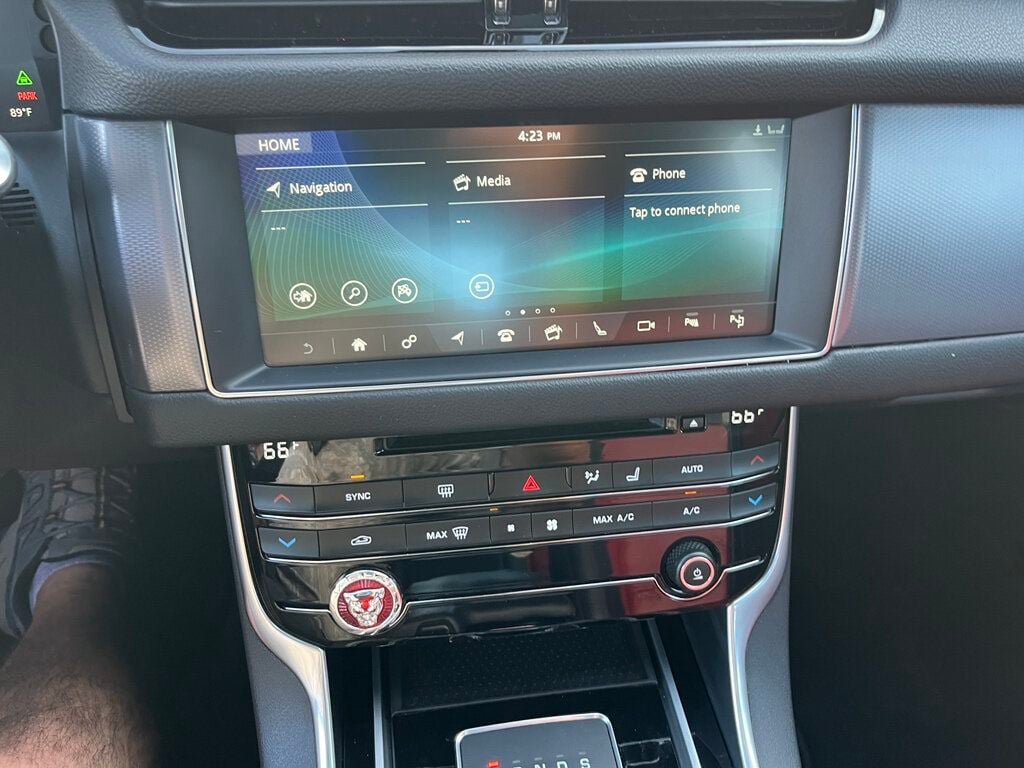 Used 2017 Jaguar XF R-Sport AWD/4WD image 32