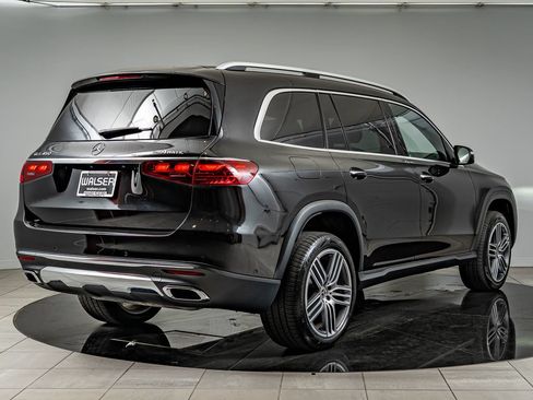 Certified 2024 Mercedes-Benz GLS 450 4MATIC image 5