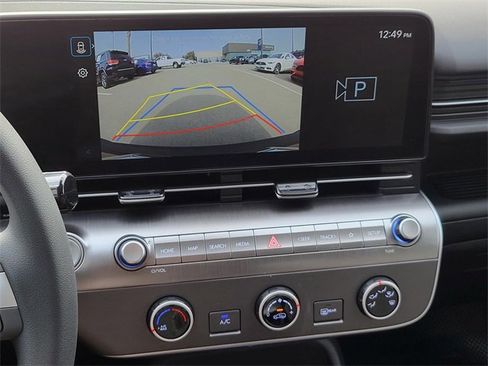 New 2026 Hyundai Kona SE image 16