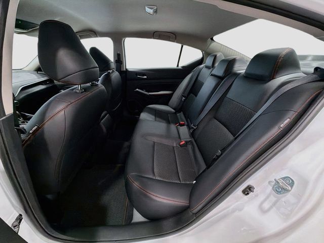 Used 2024 Nissan Altima 2.5 SR AWD/4WD image 21