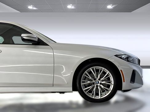 Used 2023 BMW 330i Sedan w/ Parking Assistance Package RWD image 21